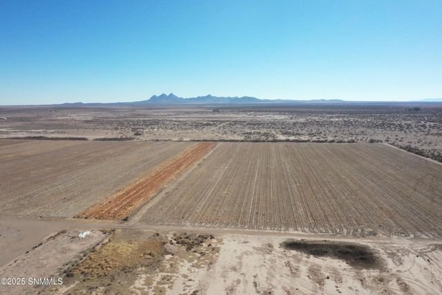 990 SW New Frontier Drive, Deming, NM 88030