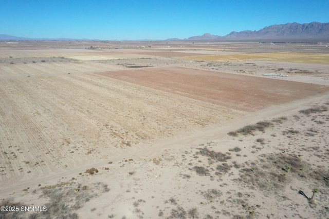 990 SW New Frontier Drive, Deming, NM 88030