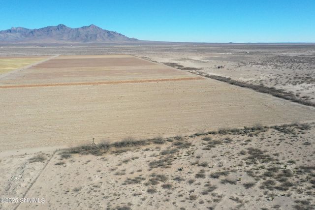 990 SW New Frontier Drive, Deming, NM 88030