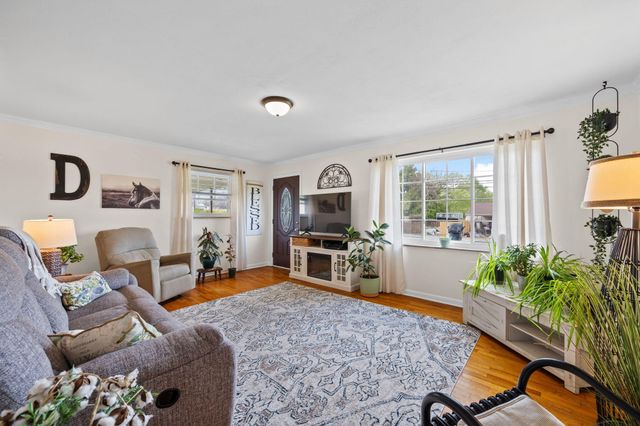 208 Million Street, Athens, TN 37303