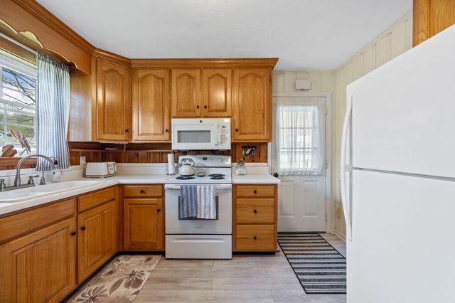 208 Million Street, Athens, TN 37303