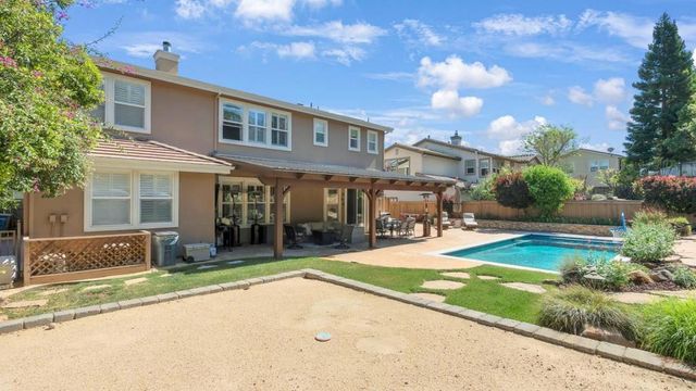 7115 Lahinch Drive, Gilroy, CA 95020