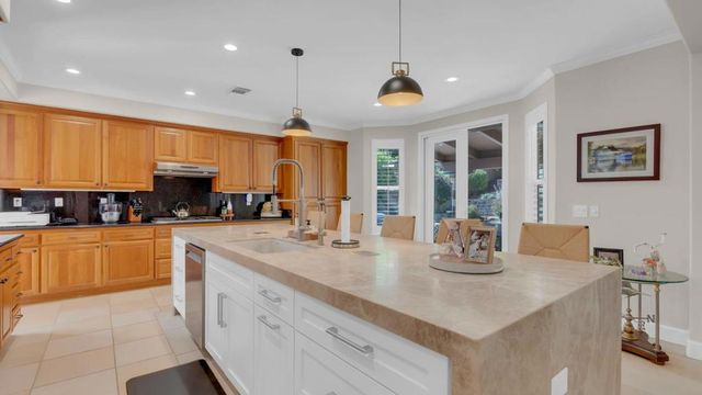 7115 Lahinch Drive, Gilroy, CA 95020