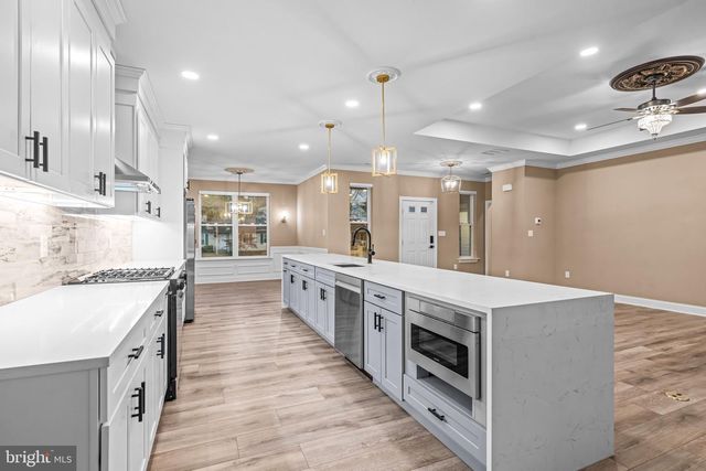 1401 WALNUT ST, Glassboro, NJ 08028