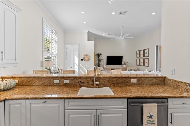 1165 River Wind Circle, Vero Beach, FL 32967