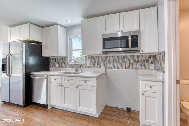 732 Avondale Avenue, Holly Hill, FL 32117