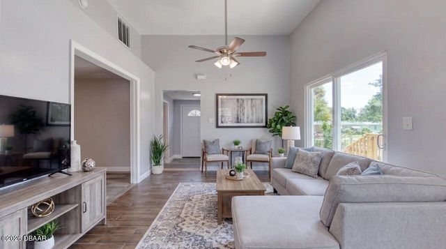 732 Avondale Avenue, Holly Hill, FL 32117