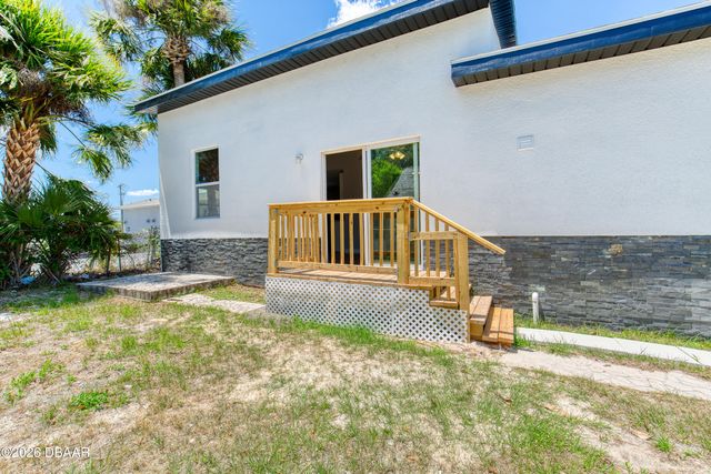 732 Avondale Avenue, Holly Hill, FL 32117