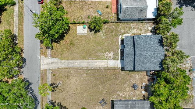 732 Avondale Avenue, Holly Hill, FL 32117