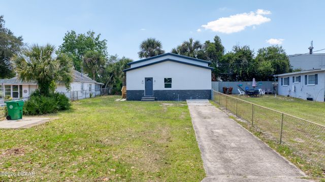 732 Avondale Avenue, Holly Hill, FL 32117