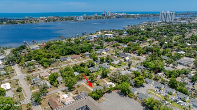 732 Avondale Avenue, Holly Hill, FL 32117