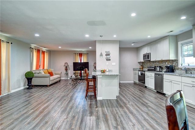3108 Bomar DR, Chesapeake, VA 23321