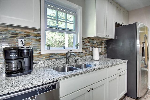 3108 Bomar DR, Chesapeake, VA 23321