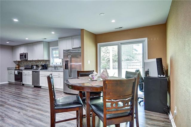 3108 Bomar DR, Chesapeake, VA 23321