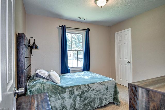 3108 Bomar DR, Chesapeake, VA 23321