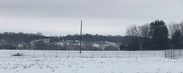 5016 Fm 121, Van Alstyne, TX 75495