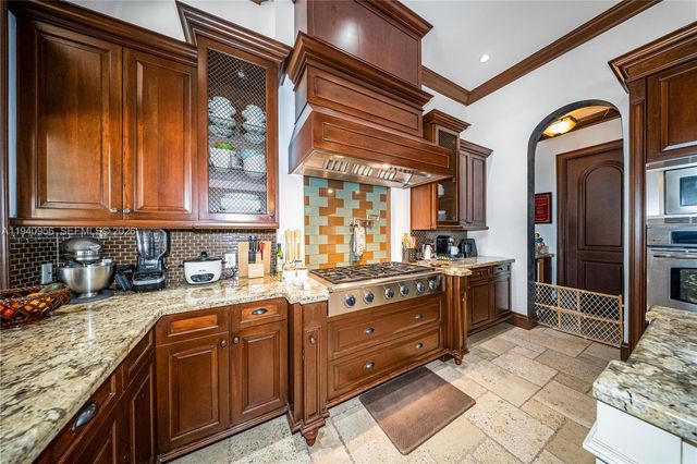 7538 SW 64th Street, Miami, FL 33143