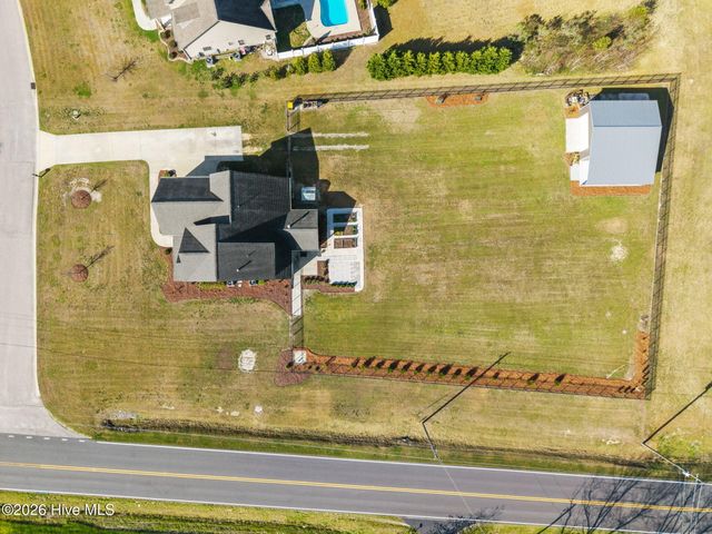 2737 Cox Farm Road, Greenville, NC 27858