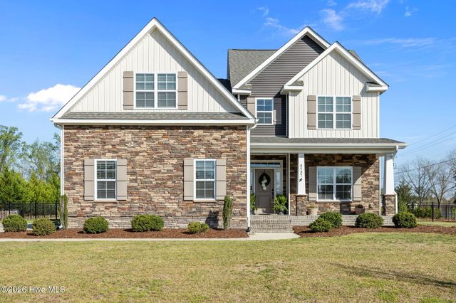 2737 Cox Farm Road, Greenville, NC 27858