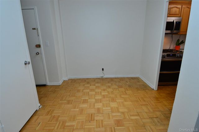 171 Pearsall Drive 1G, Mount Vernon, NY 10552