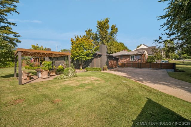 1717 E 36th Street, Tulsa, OK 74105