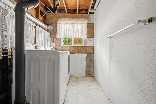 1526 S Fraser Way, Aurora, CO 80012