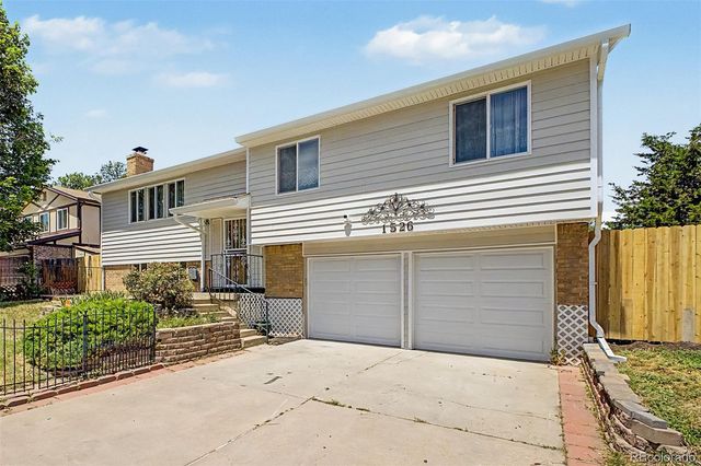 1526 S Fraser Way, Aurora, CO 80012