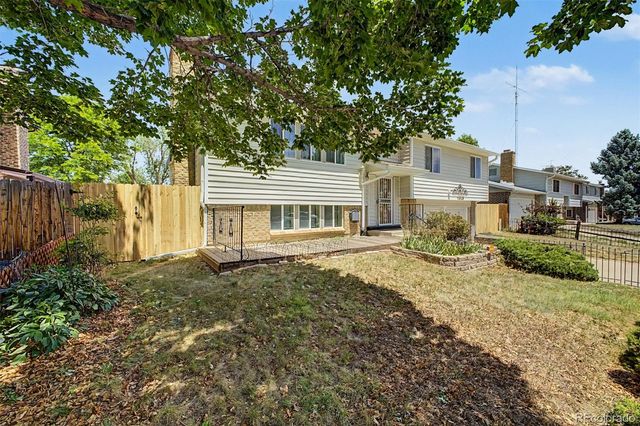 1526 S Fraser Way, Aurora, CO 80012