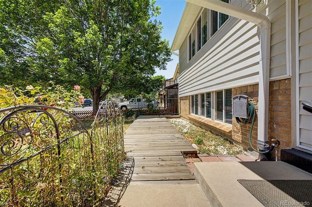 1526 S Fraser Way, Aurora, CO 80012