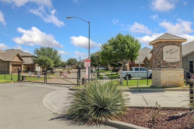 5448 Grenada Drive, Fort Worth, TX 76119