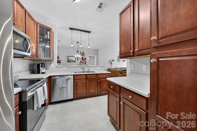 11921 Ridgeway Park Drive, Charlotte, NC 28277