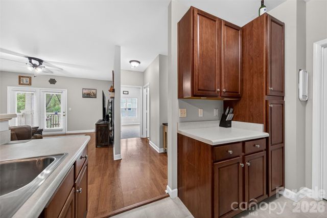 11921 Ridgeway Park Drive, Charlotte, NC 28277