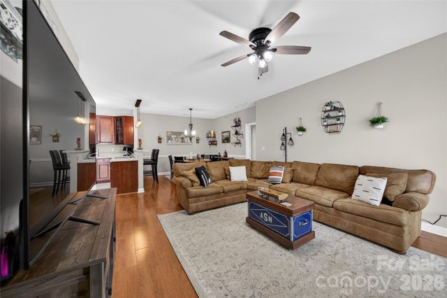 11921 Ridgeway Park Drive, Charlotte, NC 28277