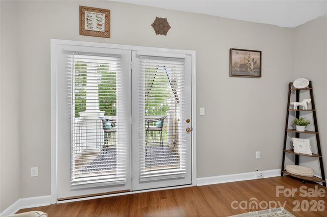 11921 Ridgeway Park Drive, Charlotte, NC 28277