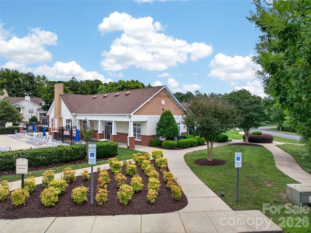 11921 Ridgeway Park Drive, Charlotte, NC 28277