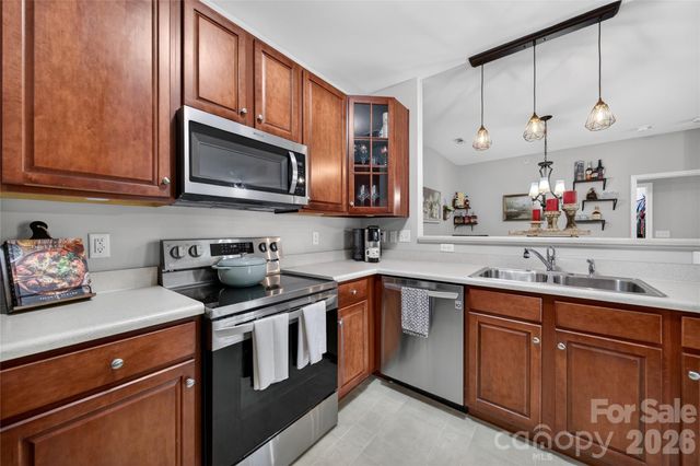 11921 Ridgeway Park Drive, Charlotte, NC 28277