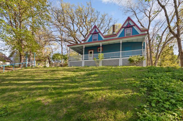415 Division Street W, Faribault, MN 55021