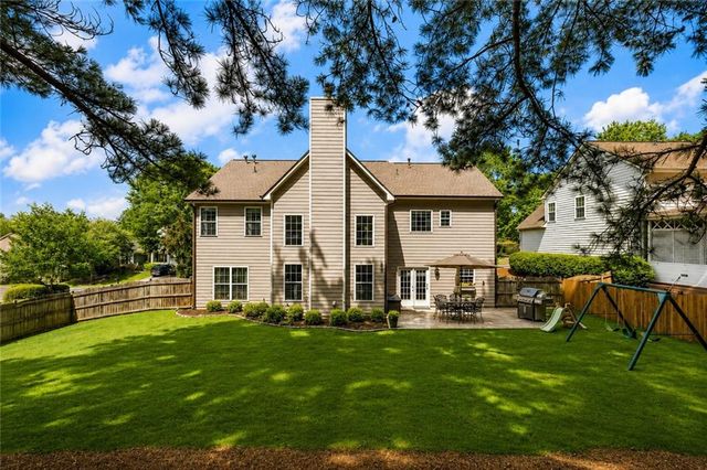 2440 Huddlestone Way, Cumming, GA 30041