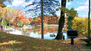 512 FERNHURST Court, Orion Twp, MI 48362