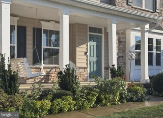 8 MELISSA DR, Middletown, DE 19709