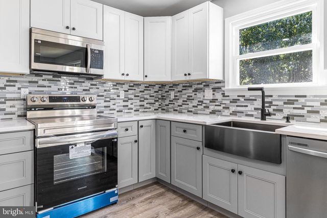 226 AUBREY DR, Quakertown, PA 18951