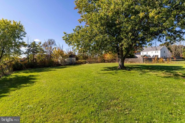 226 AUBREY DR, Quakertown, PA 18951