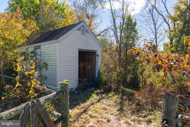 226 AUBREY DR, Quakertown, PA 18951