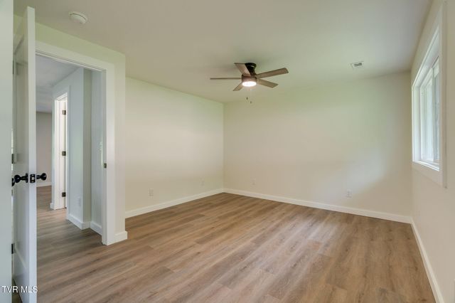 144 Lone Oak Road, Surgoinsville, TN 37873