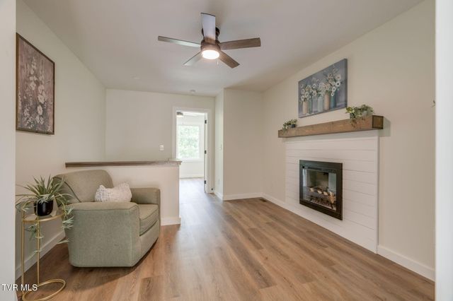 144 Lone Oak Road, Surgoinsville, TN 37873