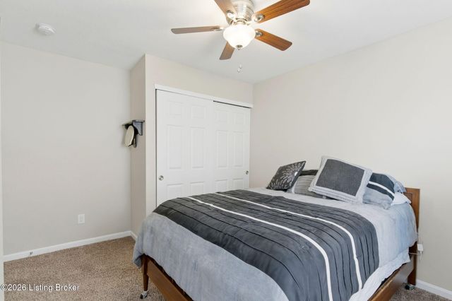 11114 Remembrance Ln, Louisville, KY 40229