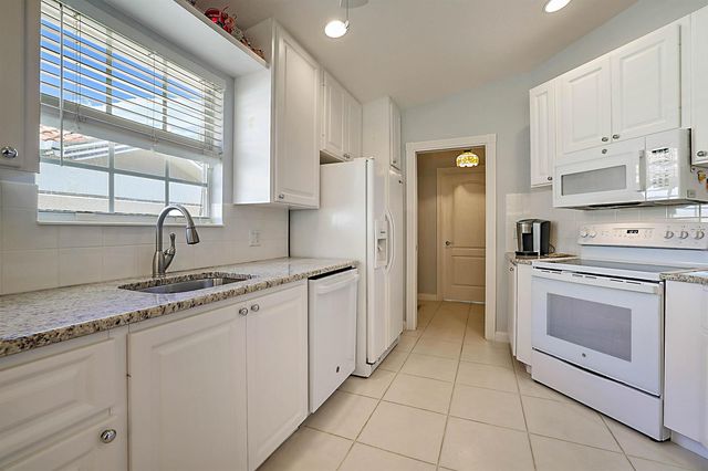 774 SW Balmoral Trace, Stuart, FL 34997