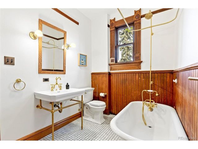 2851 Perry St, Denver, CO 80212