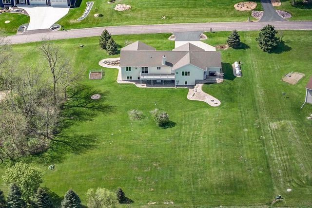 W10138 Tesser Trail, Portage, WI 53901