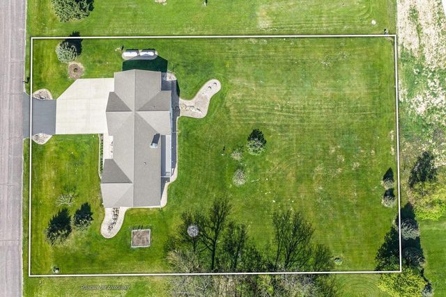 W10138 Tesser Trail, Portage, WI 53901